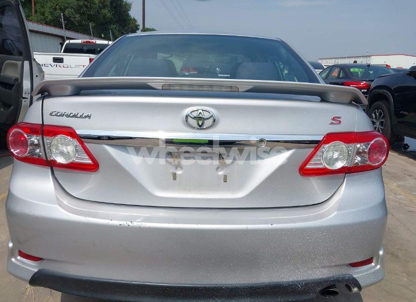 Photo 17 of 2012 Toyota Corolla S (VIN 2T1BU4EE1CC803984)