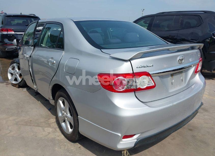 Photo 3 of 2012 Toyota Corolla S (VIN 2T1BU4EE1CC803984)