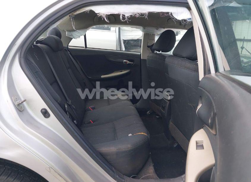 Photo 8 of 2012 Toyota Corolla S (VIN 2T1BU4EE1CC803984)