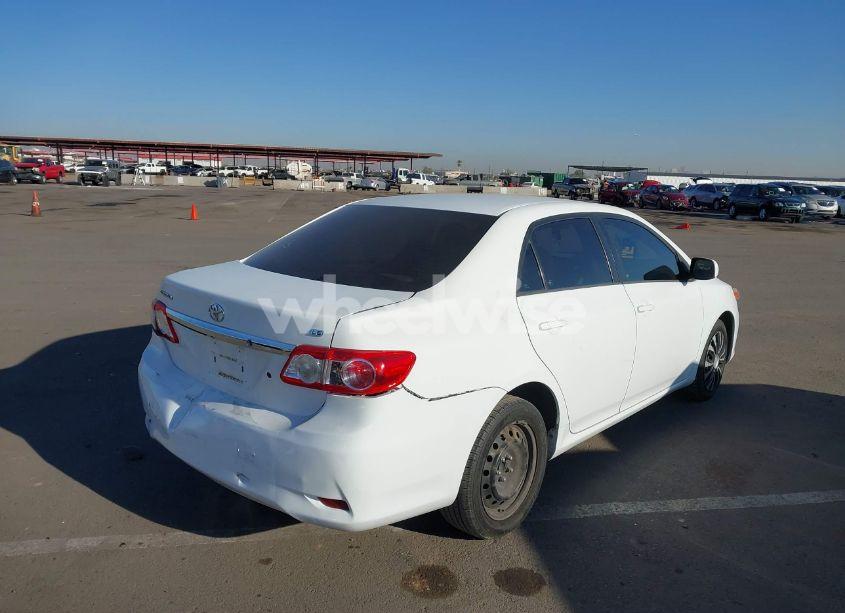 Photo 4 of 2012 Toyota Corolla LE (VIN 2T1BU4EE1CC804004)