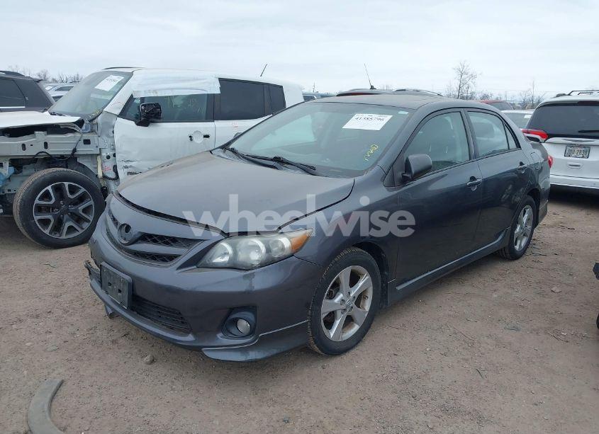 Photo 2 of 2012 Toyota Corolla S (VIN 2T1BU4EE1CC832465)