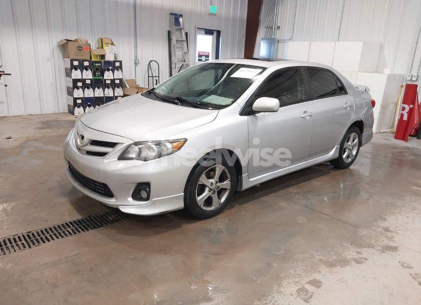Photo 2 of 2012 Toyota Corolla S (VIN 2T1BU4EE1CC833762)