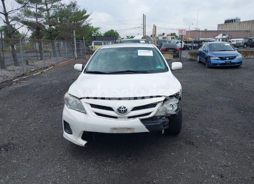 Photo 12 of 2012 Toyota Corolla LE (VIN 2T1BU4EE1CC835530)