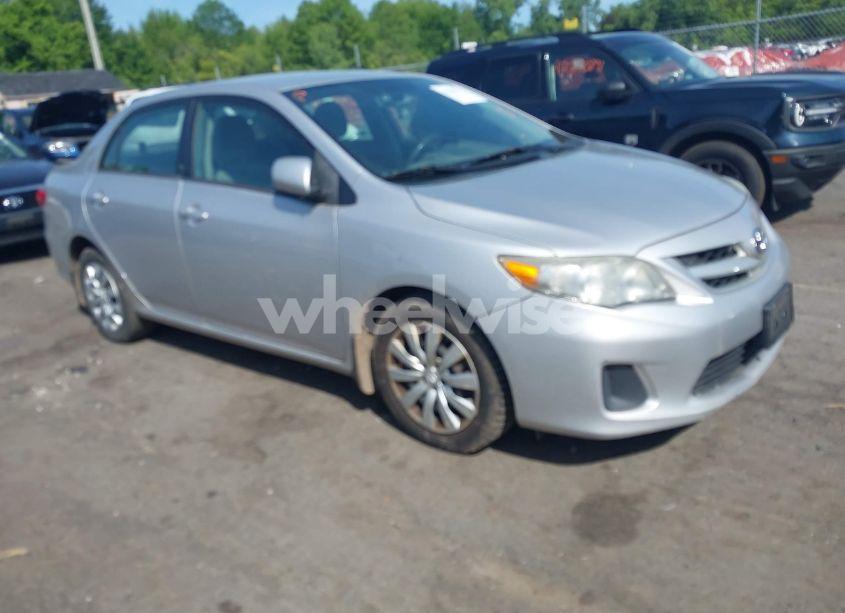 2012 Toyota Corolla LE (VIN 2T1BU4EE1CC850447) main photo