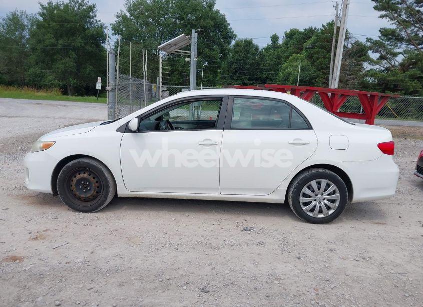 Photo 14 of 2012 Toyota Corolla LE (VIN 2T1BU4EE1CC856992)
