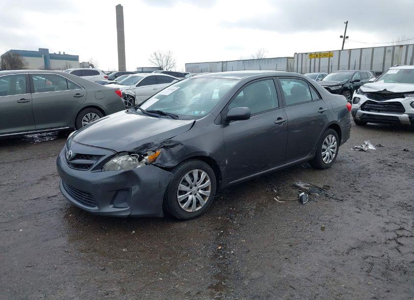 Photo 2 of 2012 Toyota Corolla LE (VIN 2T1BU4EE1CC863179)