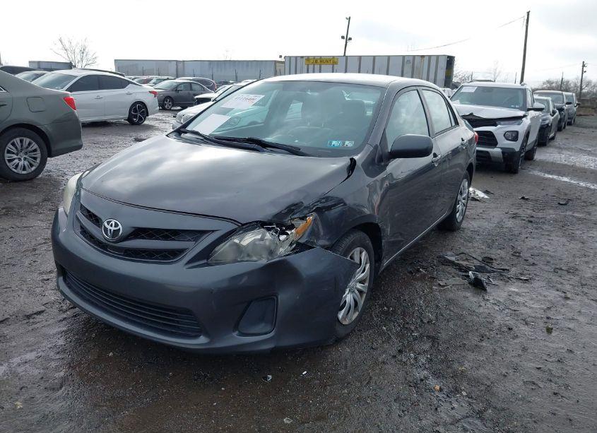 Photo 6 of 2012 Toyota Corolla LE (VIN 2T1BU4EE1CC863179)