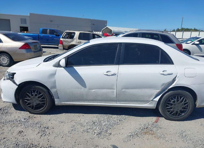 Photo 6 of 2012 Toyota Corolla LE (VIN 2T1BU4EE1CC866101)