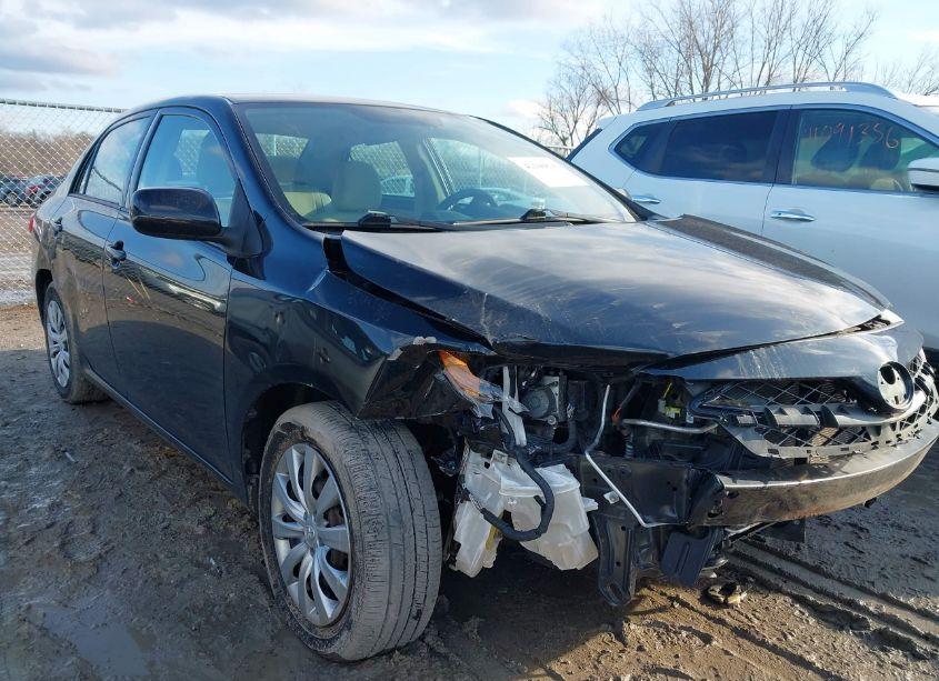 2012 Toyota Corolla LE (VIN 2T1BU4EE1CC874005) main photo