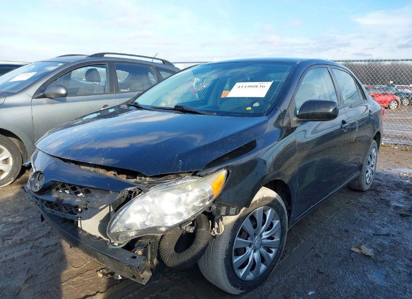 Photo 2 of 2012 Toyota Corolla LE (VIN 2T1BU4EE1CC874005)