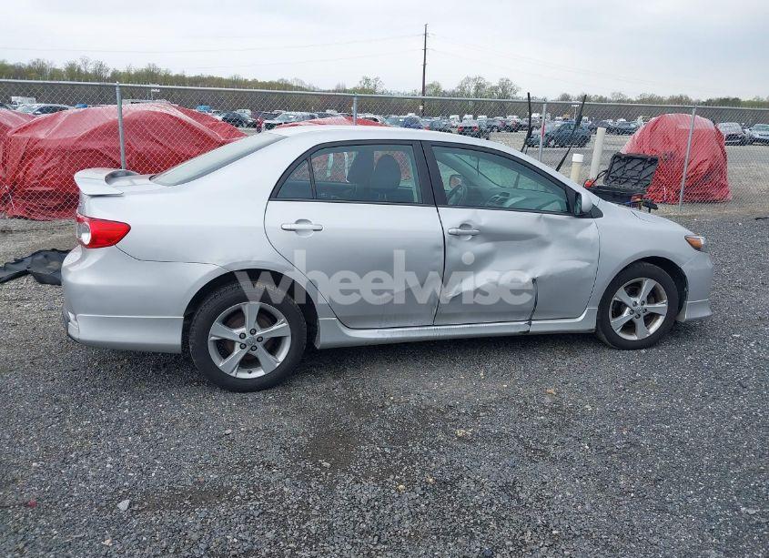 Photo 13 of 2012 Toyota Corolla S (VIN 2T1BU4EE1CC875803)