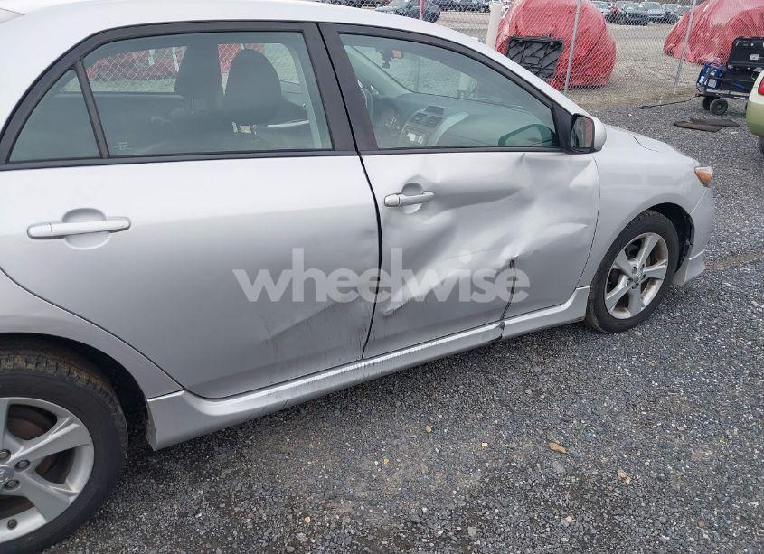 Photo 6 of 2012 Toyota Corolla S (VIN 2T1BU4EE1CC875803)