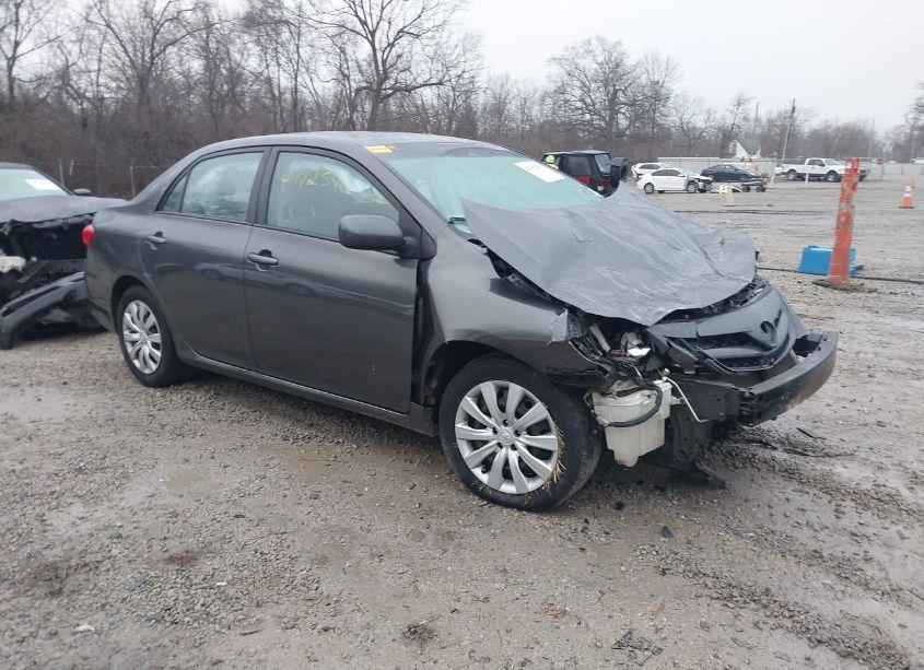 2012 Toyota Corolla LE (VIN 2T1BU4EE1CC905690) main photo