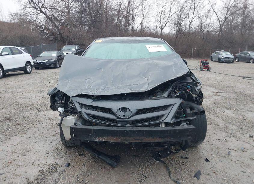 Photo 13 of 2012 Toyota Corolla LE (VIN 2T1BU4EE1CC905690)