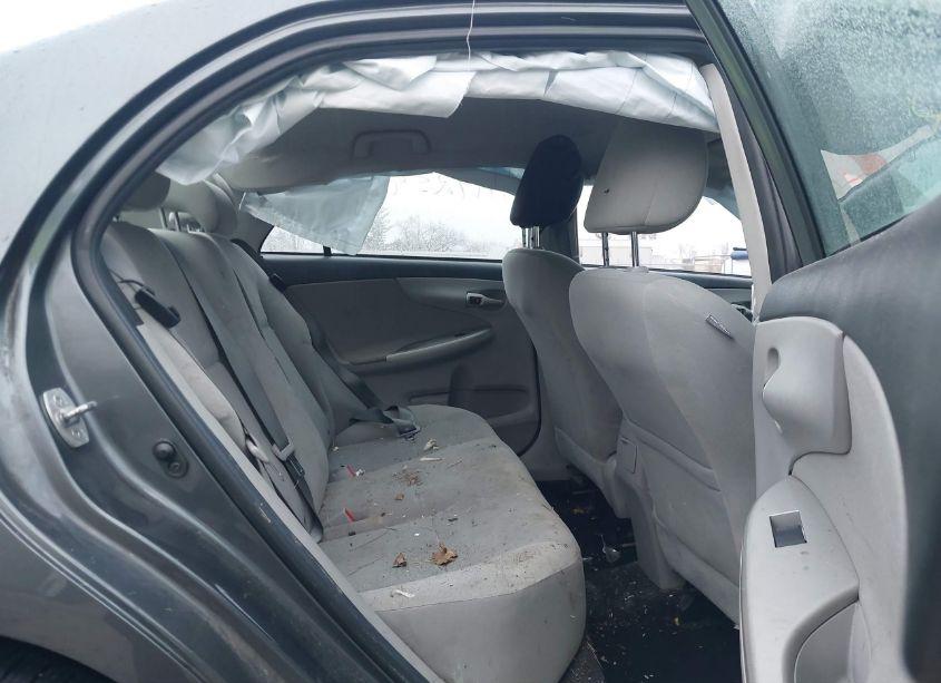 Photo 8 of 2012 Toyota Corolla LE (VIN 2T1BU4EE1CC905690)