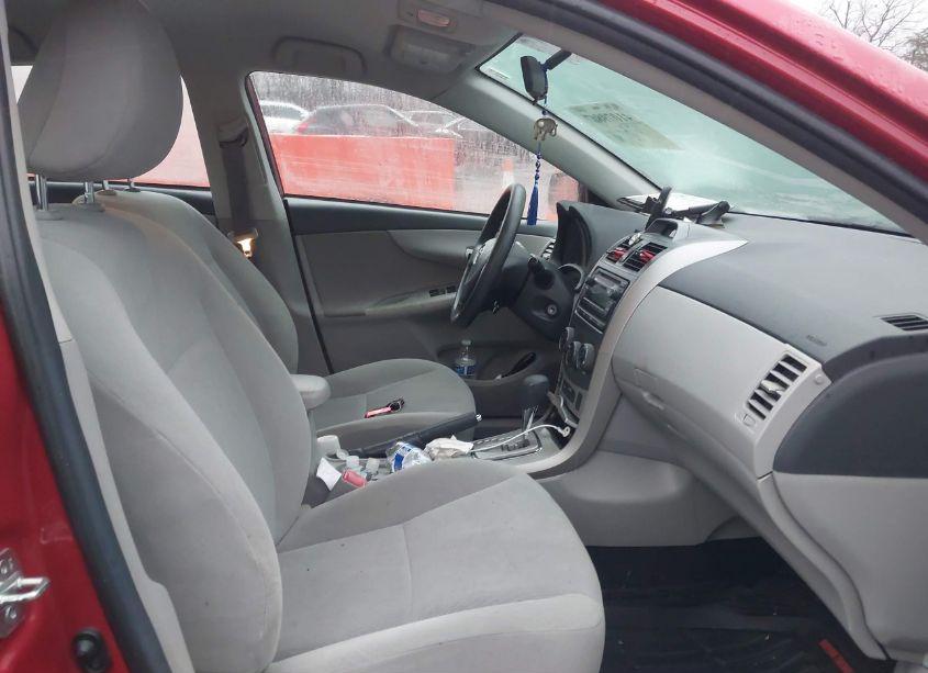 Photo 5 of 2012 Toyota Corolla LE (VIN 2T1BU4EE1CC907780)