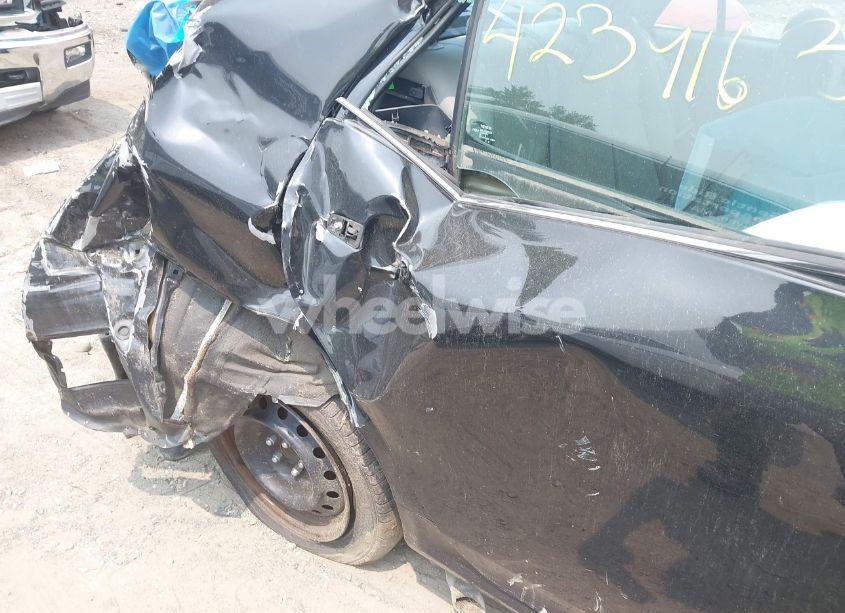 Photo 8 of 2013 Toyota Corolla LE (VIN 2T1BU4EE1DC031181)