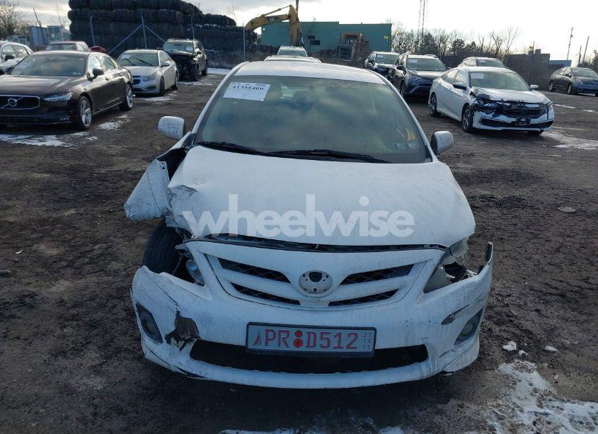 Photo 13 of 2013 Toyota Corolla S (VIN 2T1BU4EE1DC060485)