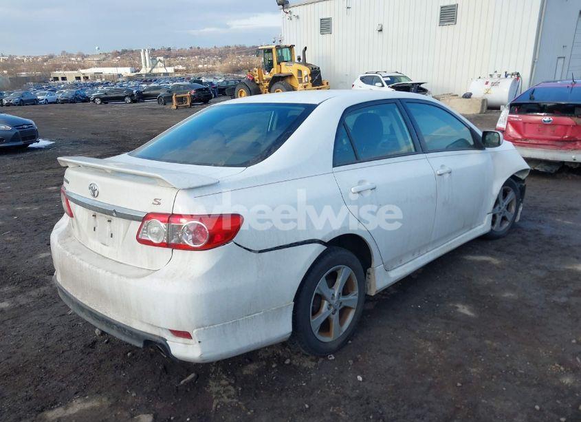 Photo 4 of 2013 Toyota Corolla S (VIN 2T1BU4EE1DC060485)