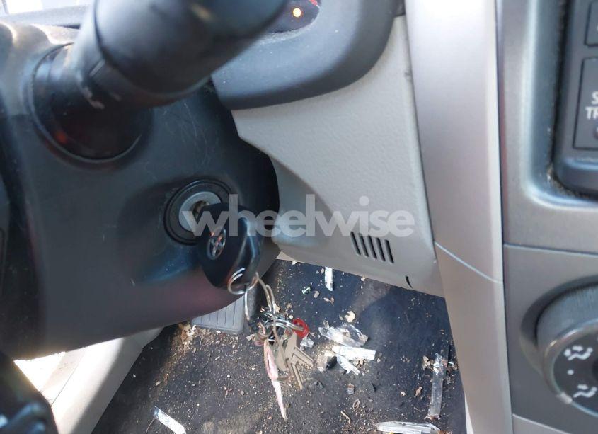 Photo 11 of 2013 Toyota Corolla LE (VIN 2T1BU4EE1DC070367)