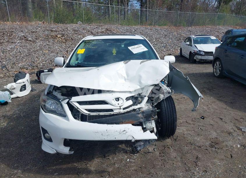 Photo 12 of 2013 Toyota Corolla S (VIN 2T1BU4EE1DC072961)