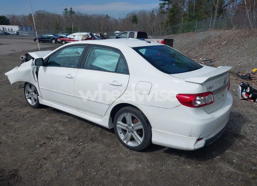 Photo 3 of 2013 Toyota Corolla S (VIN 2T1BU4EE1DC072961)