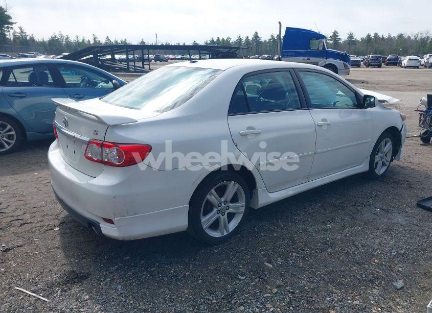 Photo 4 of 2013 Toyota Corolla S (VIN 2T1BU4EE1DC072961)