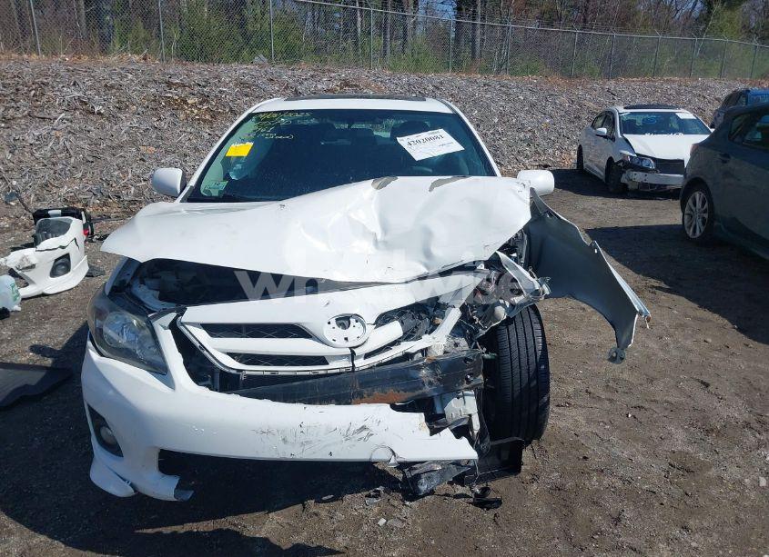 Photo 6 of 2013 Toyota Corolla S (VIN 2T1BU4EE1DC072961)