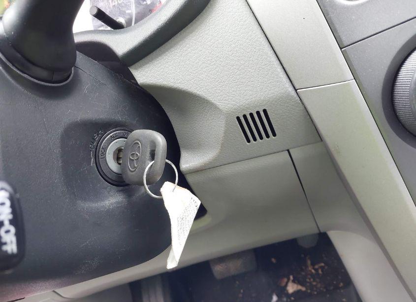 Photo 11 of 2013 Toyota Corolla LE (VIN 2T1BU4EE1DC084284)