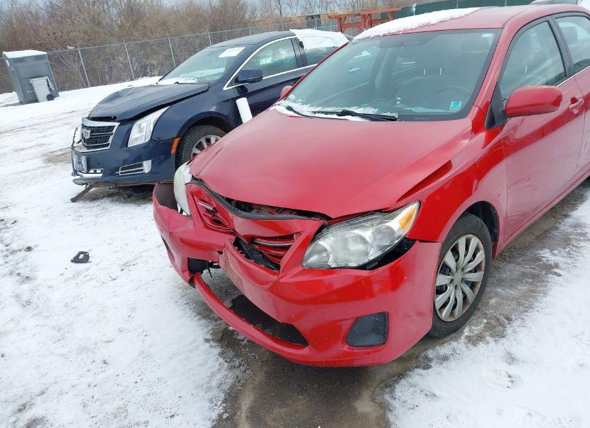 Photo 6 of 2013 Toyota Corolla LE (VIN 2T1BU4EE1DC084284)