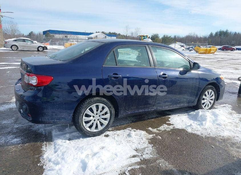 Photo 13 of 2013 Toyota Corolla LE (VIN 2T1BU4EE1DC107787)