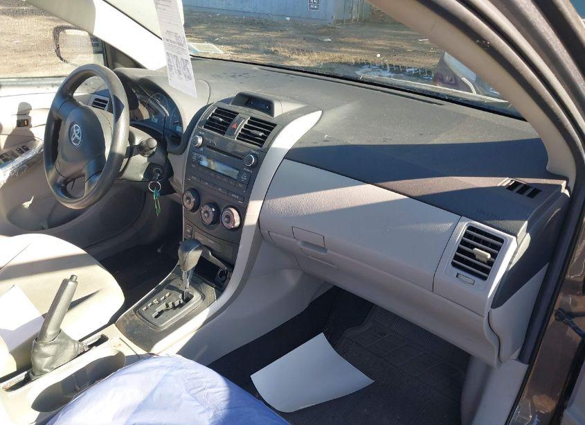 Photo 5 of 2013 Toyota Corolla L (VIN 2T1BU4EE1DC108552)