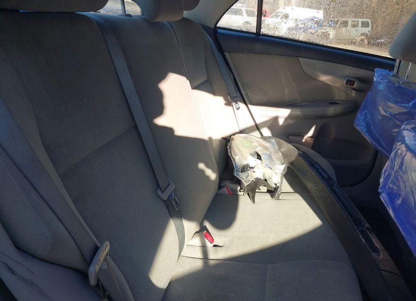 Photo 8 of 2013 Toyota Corolla L (VIN 2T1BU4EE1DC108552)