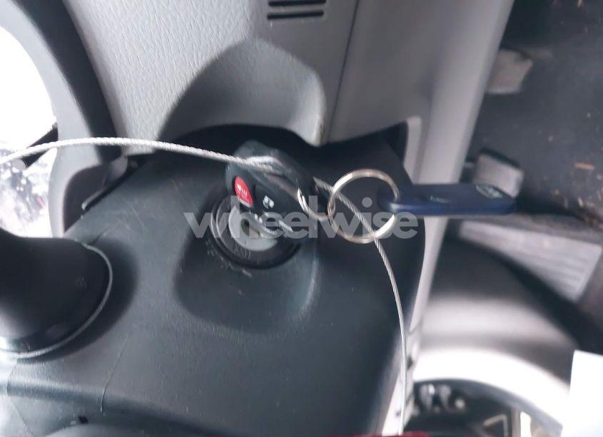 Photo 11 of 2013 Toyota Corolla L (VIN 2T1BU4EE1DC121253)