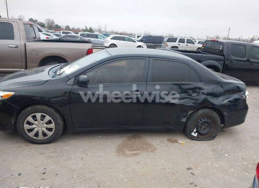 Photo 14 of 2013 Toyota Corolla L (VIN 2T1BU4EE1DC121253)