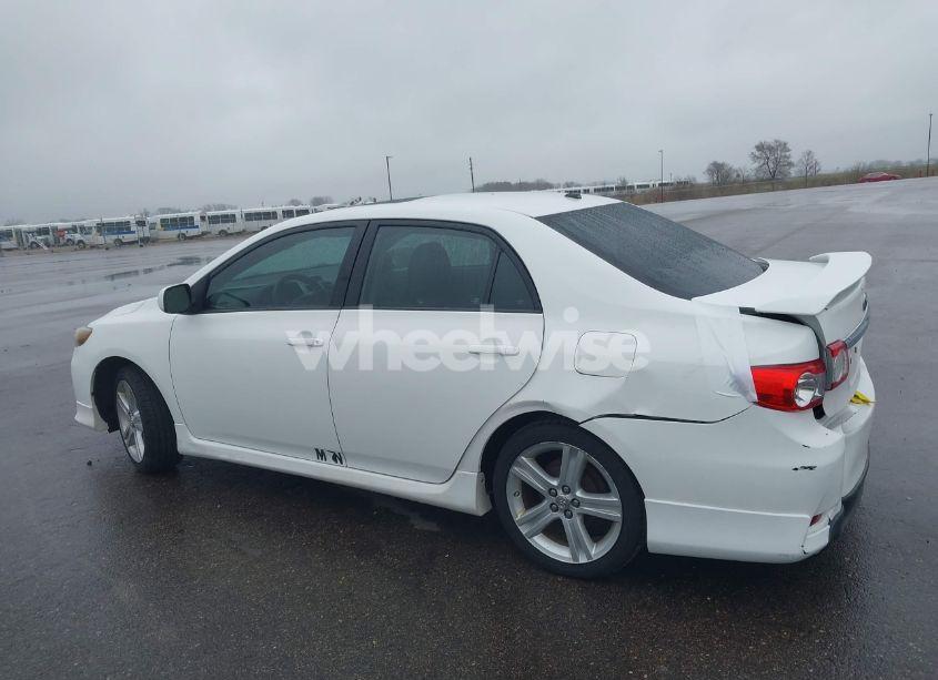 Photo 14 of 2013 Toyota Corolla S (VIN 2T1BU4EE1DC918764)