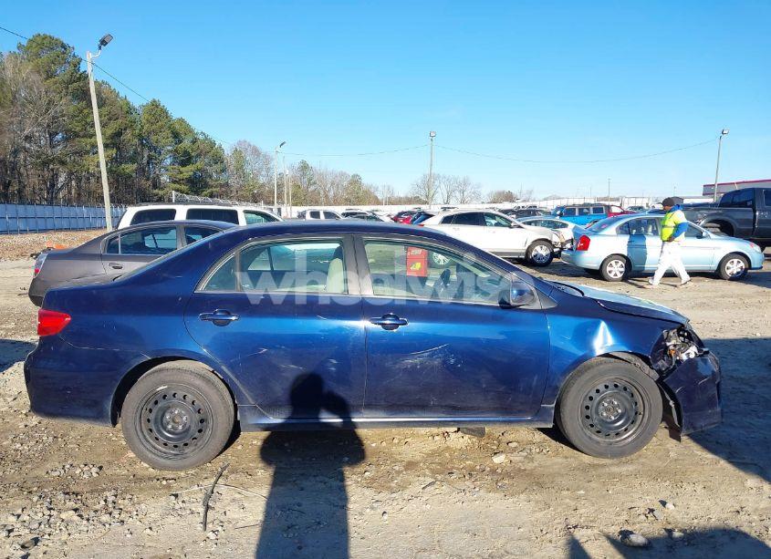 Photo 13 of 2013 Toyota Corolla LE (VIN 2T1BU4EE1DC965504)