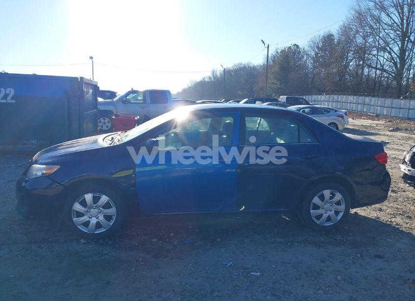 Photo 14 of 2013 Toyota Corolla LE (VIN 2T1BU4EE1DC965504)