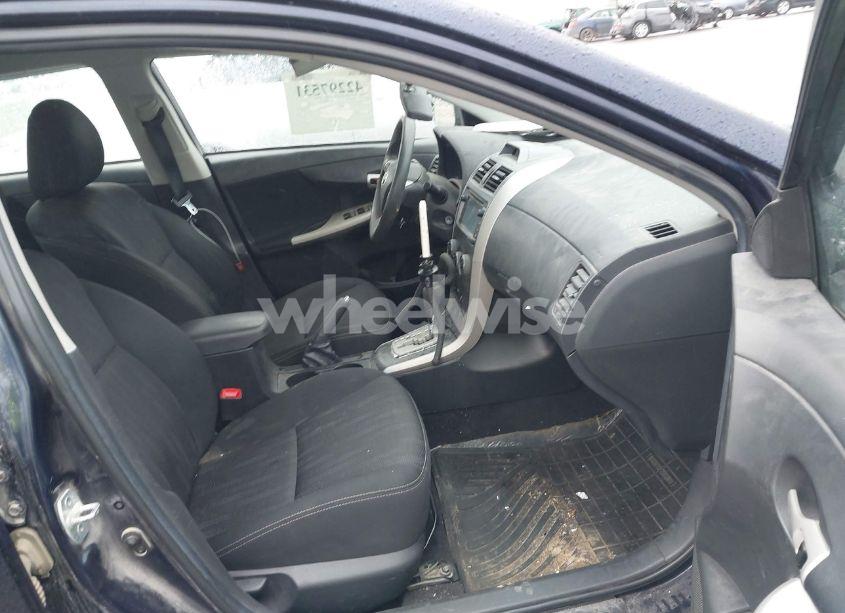 Photo 5 of 2013 Toyota Corolla S (VIN 2T1BU4EE1DC972677)