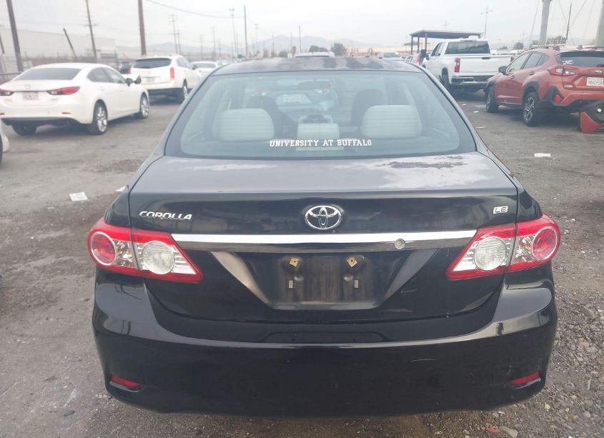 Photo 17 of 2013 Toyota Corolla LE (VIN 2T1BU4EE1DC973392)