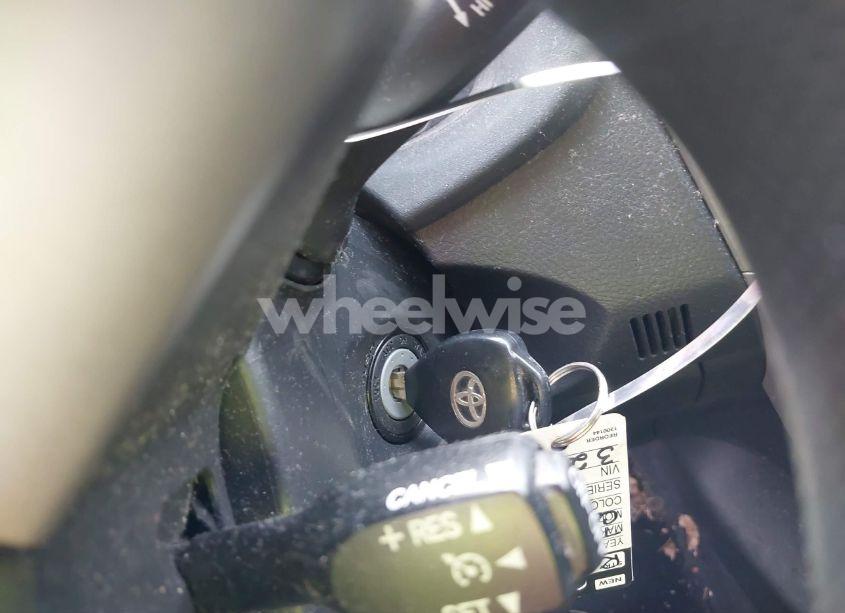 Photo 11 of 2013 Toyota Corolla S (VIN 2T1BU4EE1DC982688)