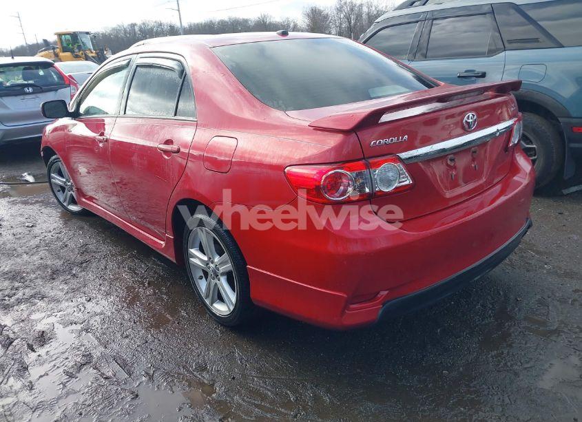 Photo 3 of 2013 Toyota Corolla S (VIN 2T1BU4EE1DC982688)