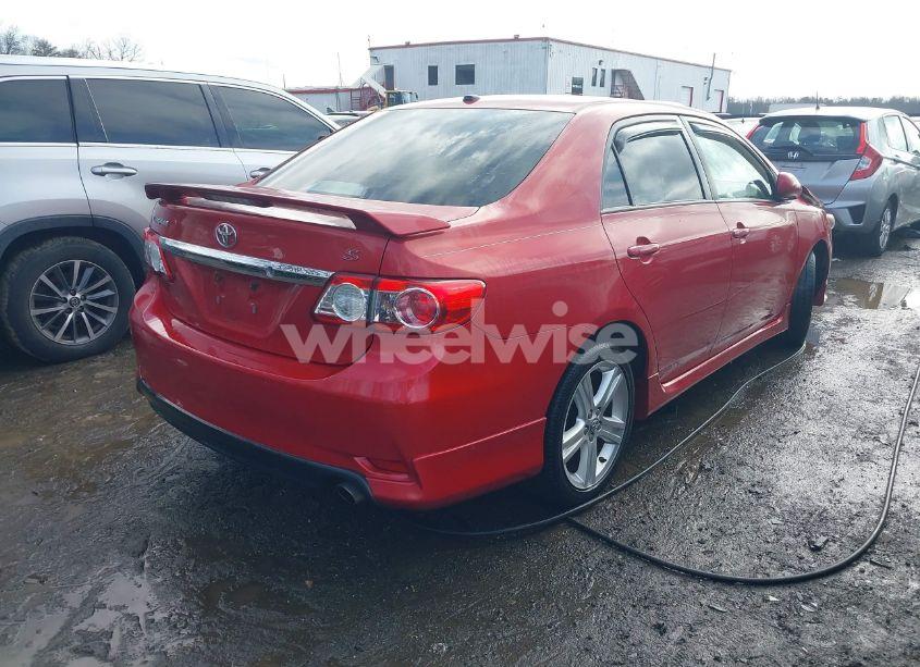 Photo 4 of 2013 Toyota Corolla S (VIN 2T1BU4EE1DC982688)