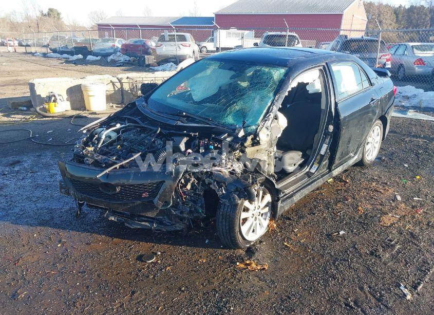 Photo 2 of 2010 Toyota Corolla S (VIN 2T1BU4EE2AC218554)