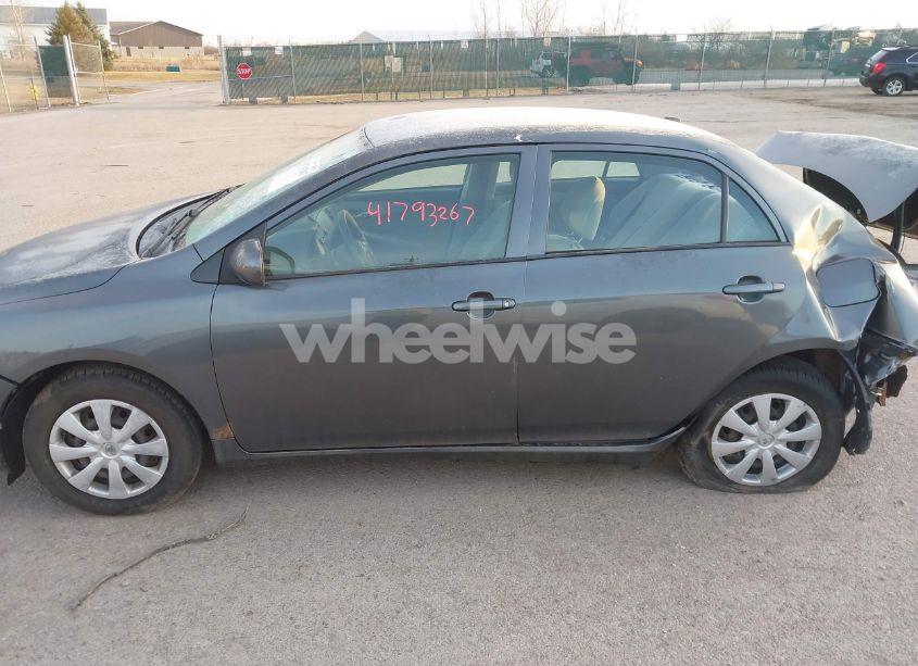 Photo 13 of 2010 Toyota Corolla LE (VIN 2T1BU4EE2AC234351)