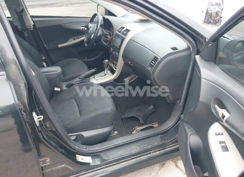 Photo 5 of 2010 Toyota Corolla S (VIN 2T1BU4EE2AC261288)