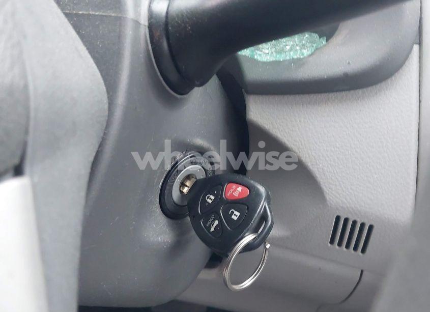 Photo 11 of 2010 Toyota Corolla LE (VIN 2T1BU4EE2AC319514)