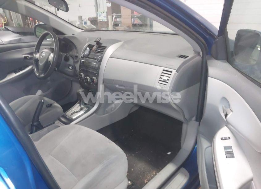 Photo 5 of 2010 Toyota Corolla LE (VIN 2T1BU4EE2AC321618)