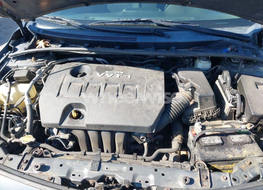 Photo 10 of 2010 Toyota Corolla S (VIN 2T1BU4EE2AC328813)