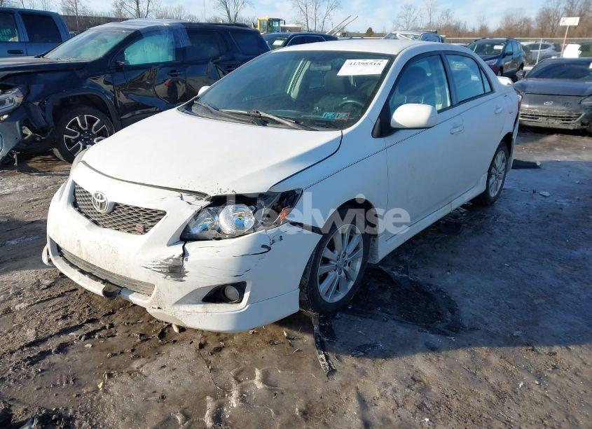 Photo 2 of 2010 Toyota Corolla S (VIN 2T1BU4EE2AC333512)